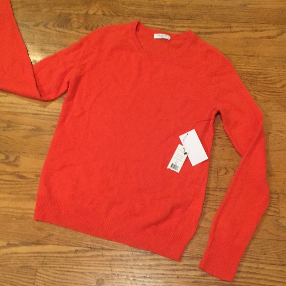 Equipment 100% Cashmere crew neck tangerine XS